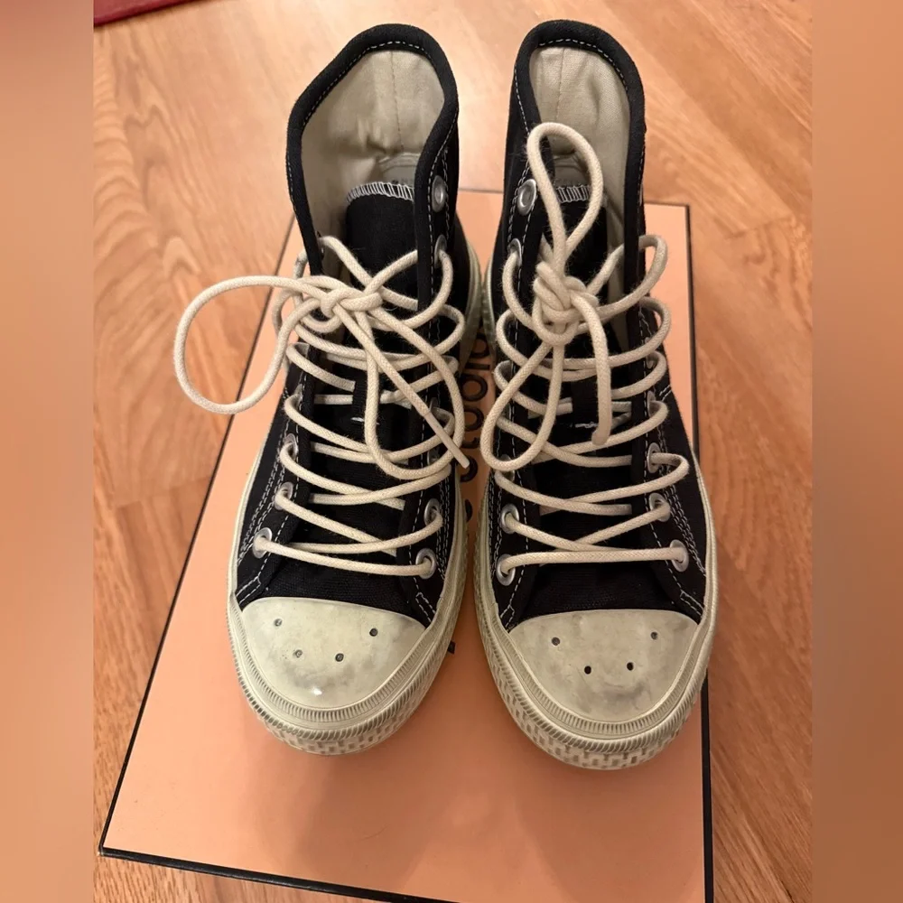 Black High-Top Sneakers - Picture 2 of 3